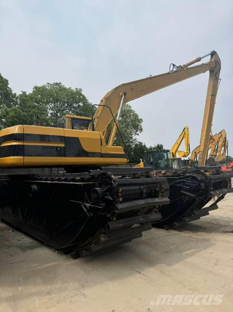 CAT 320B Amfibio-kaivinkoneet