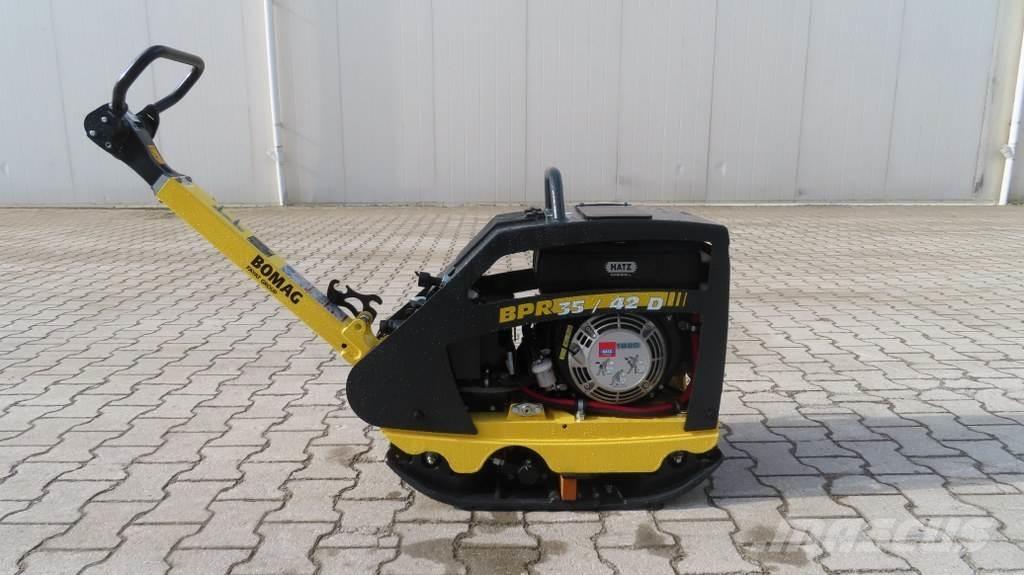 Bomag BPR 35/42D Tärylevyt