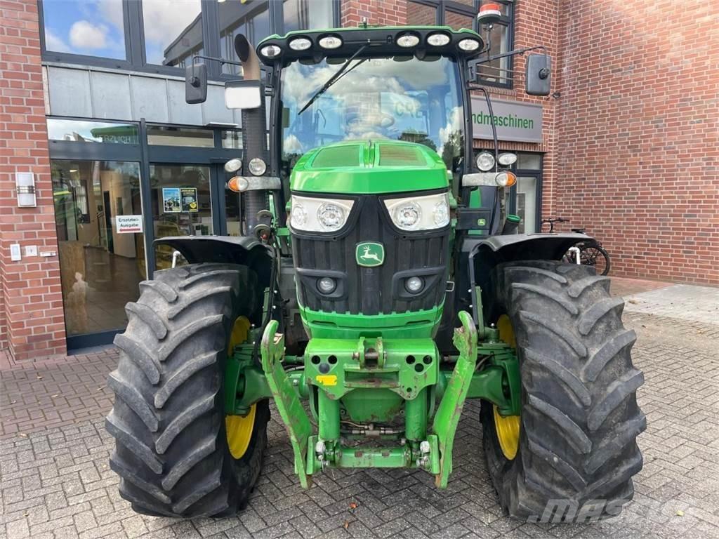 John Deere 6155R Traktorit