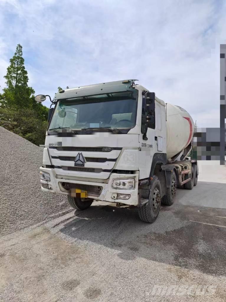Howo 搅拌车 750 Betoninsekoitin