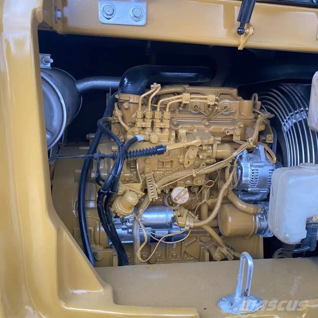 CAT 307 Telakaivukoneet