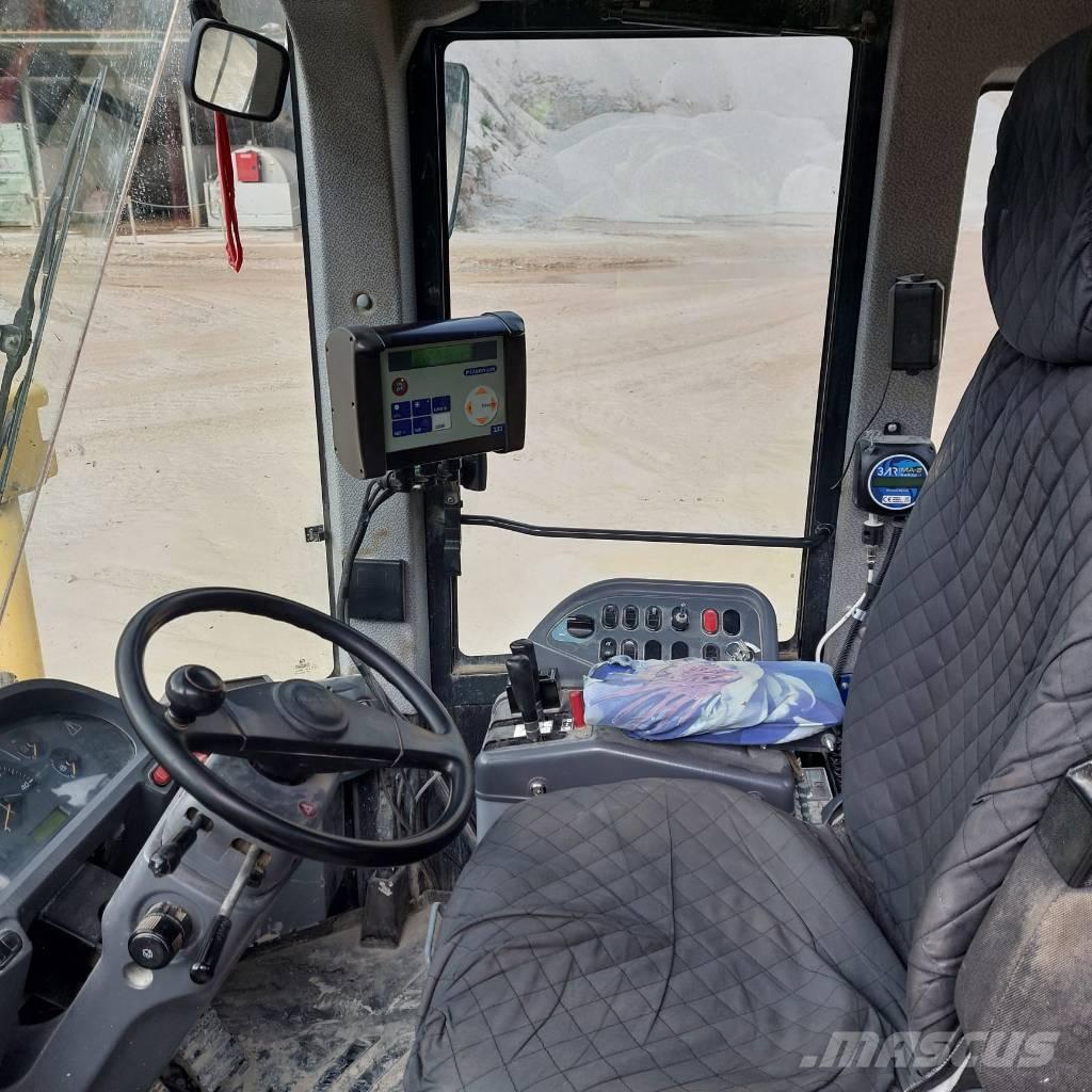 Komatsu WA470LC-6 Pyöräkuormaajat