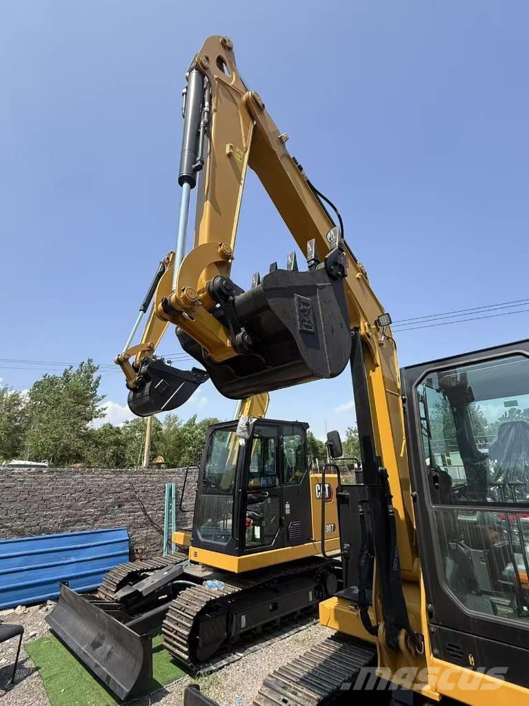 CAT 305.5 Minikaivukoneet < 7t