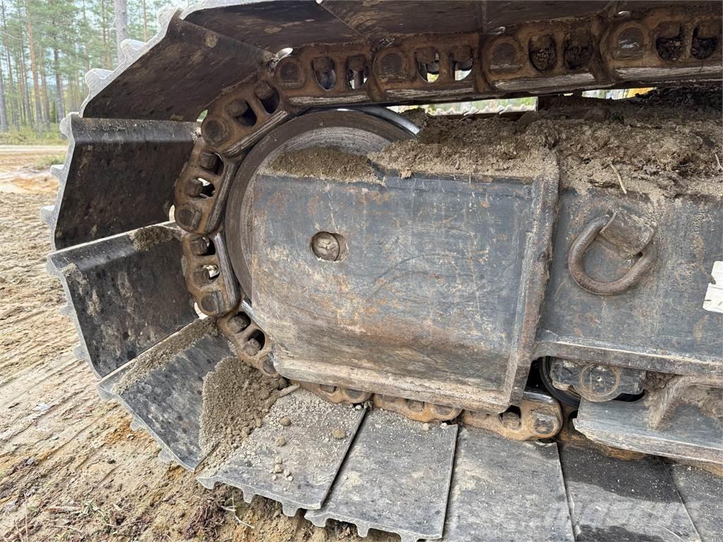 Komatsu PC 210 LC Telakaivukoneet