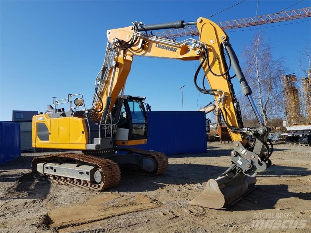 Liebherr R922 Telakaivukoneet