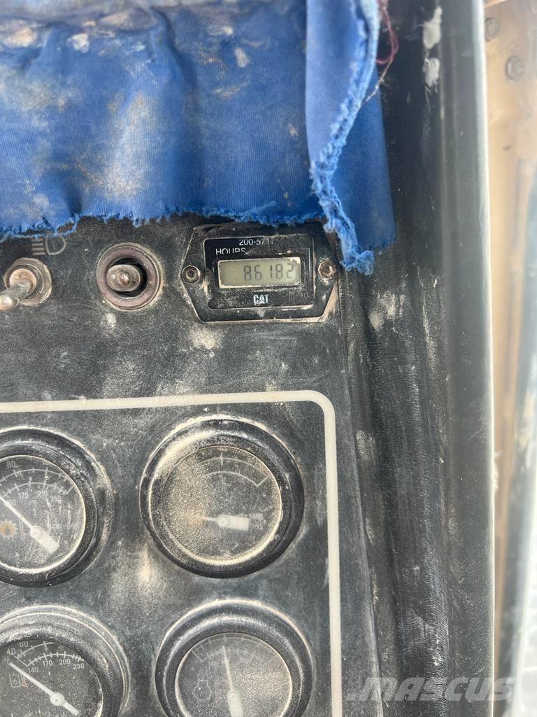 CAT D 8 R Telaketjupuskutraktorit