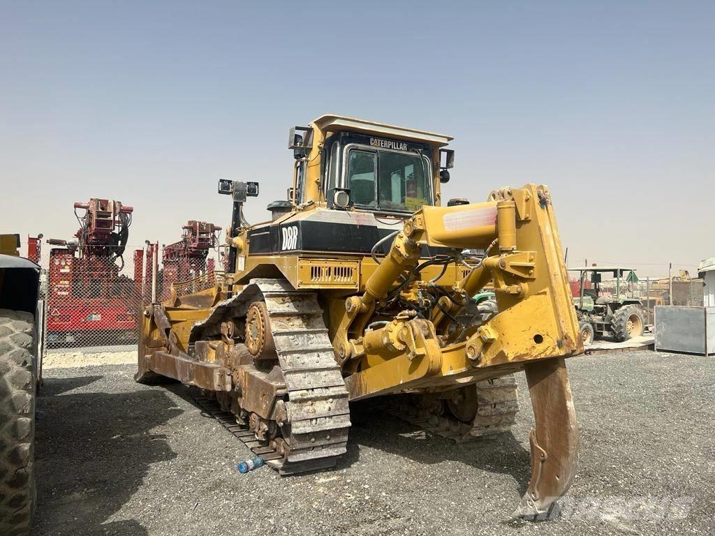 CAT D 8 R Telaketjupuskutraktorit