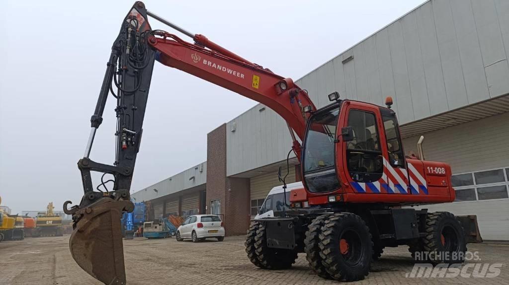 Fiat-Hitachi EX135W Pyöräkaivukoneet