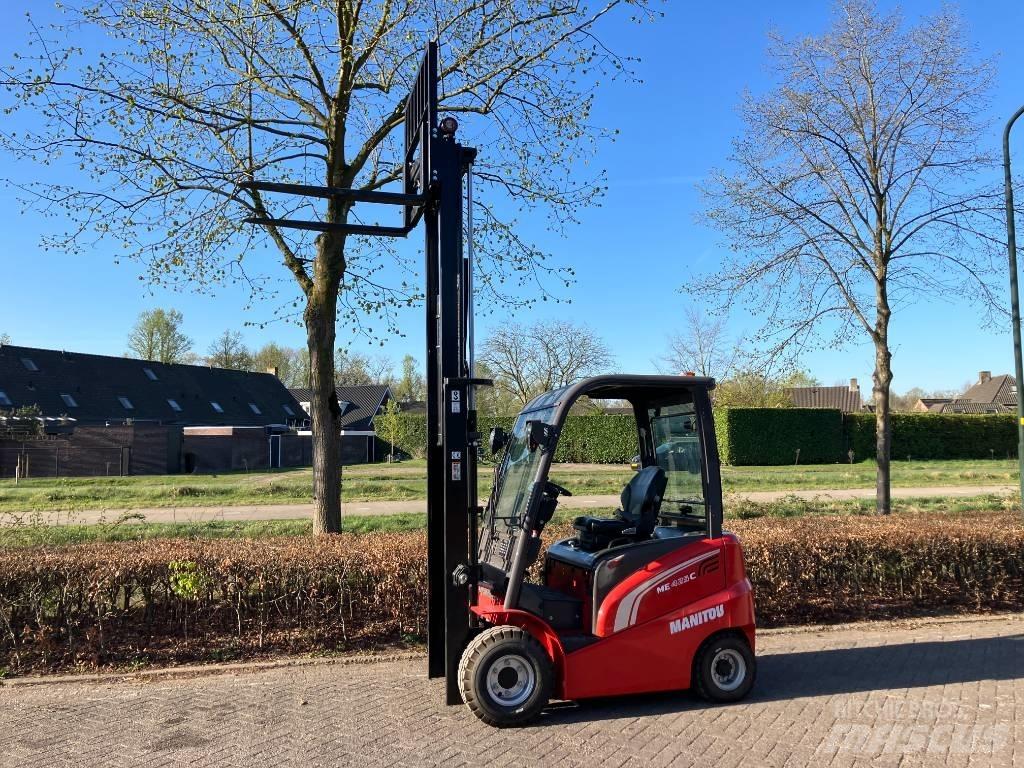 Manitou ME 425 Sähkötrukit