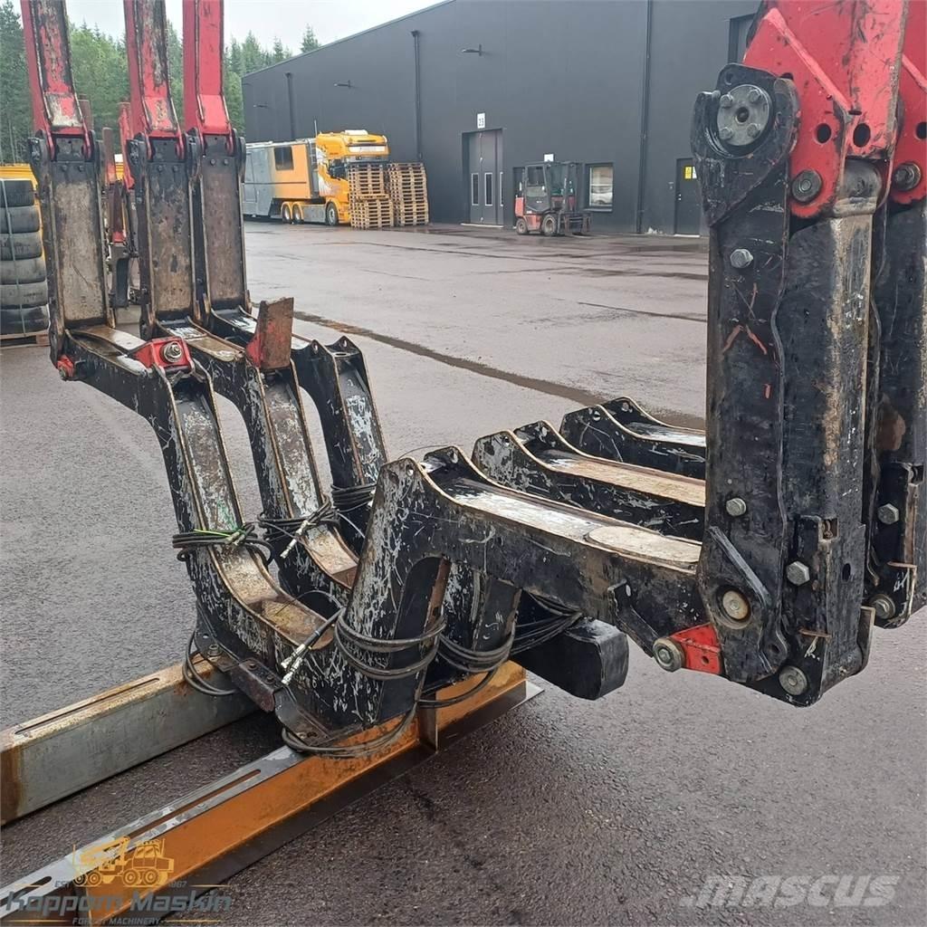 Komatsu 895 Muut