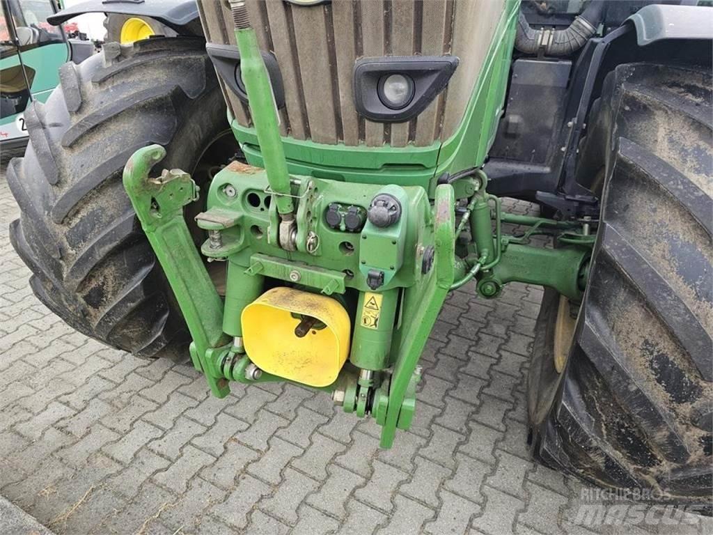 John Deere 6250 R Traktorit
