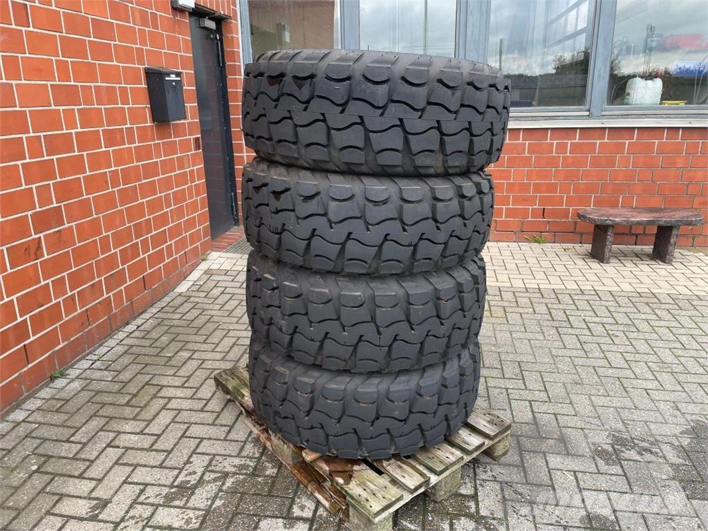 Aeolus 405/70R20 Renkaat ja vanteet