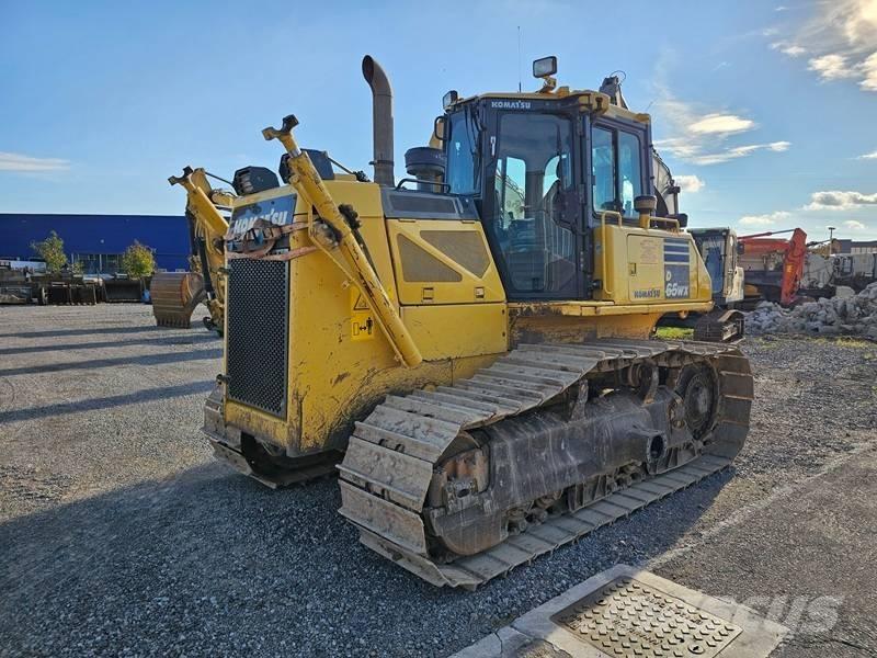 Komatsu D 65 WX-17 Telaketjupuskutraktorit
