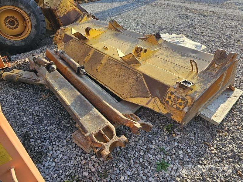Komatsu D 65 WX-17 Telaketjupuskutraktorit