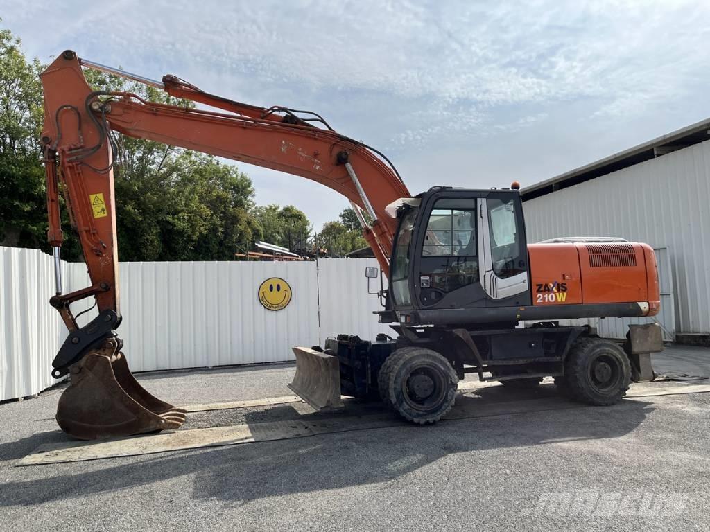 Hitachi ZX210W-3 Pyöräkaivukoneet