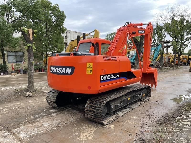 Doosan DX150 Telakaivukoneet