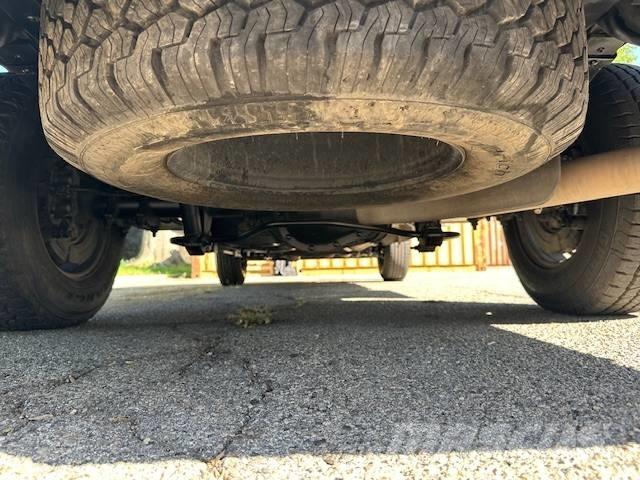 Ford F 250 Lava-autot