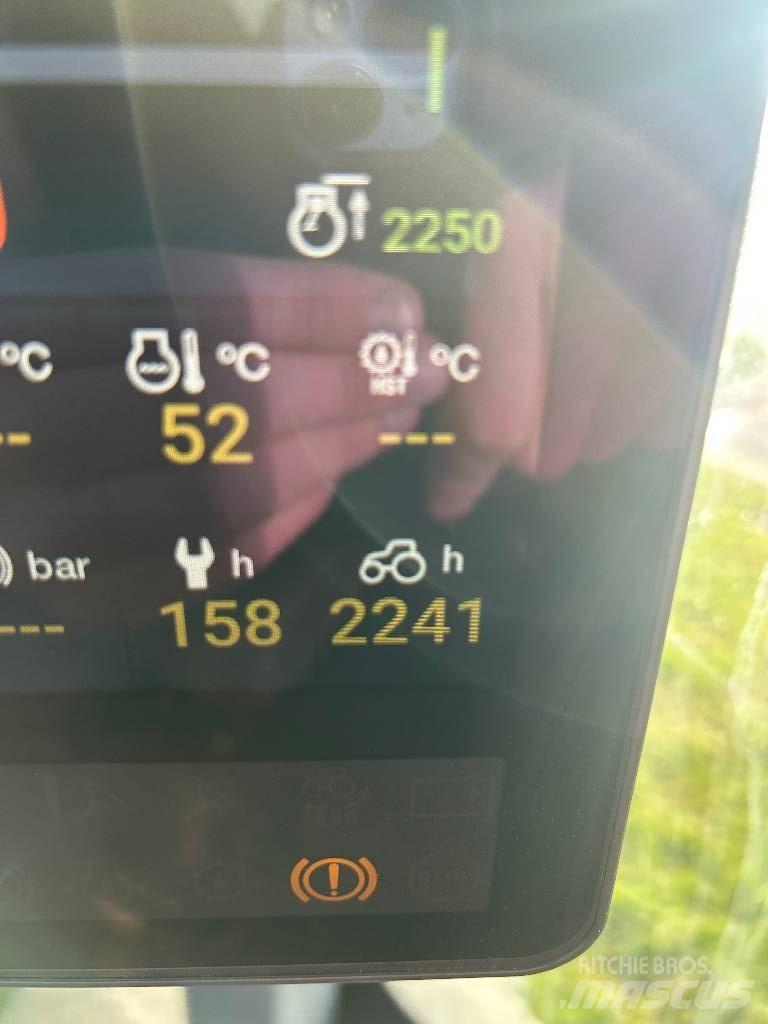 Valtra T235 Traktorit