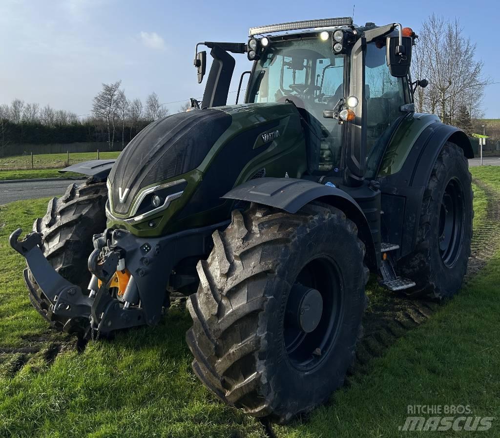 Valtra T235 Traktorit