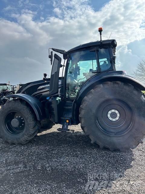 Valtra T 235 D Traktorit