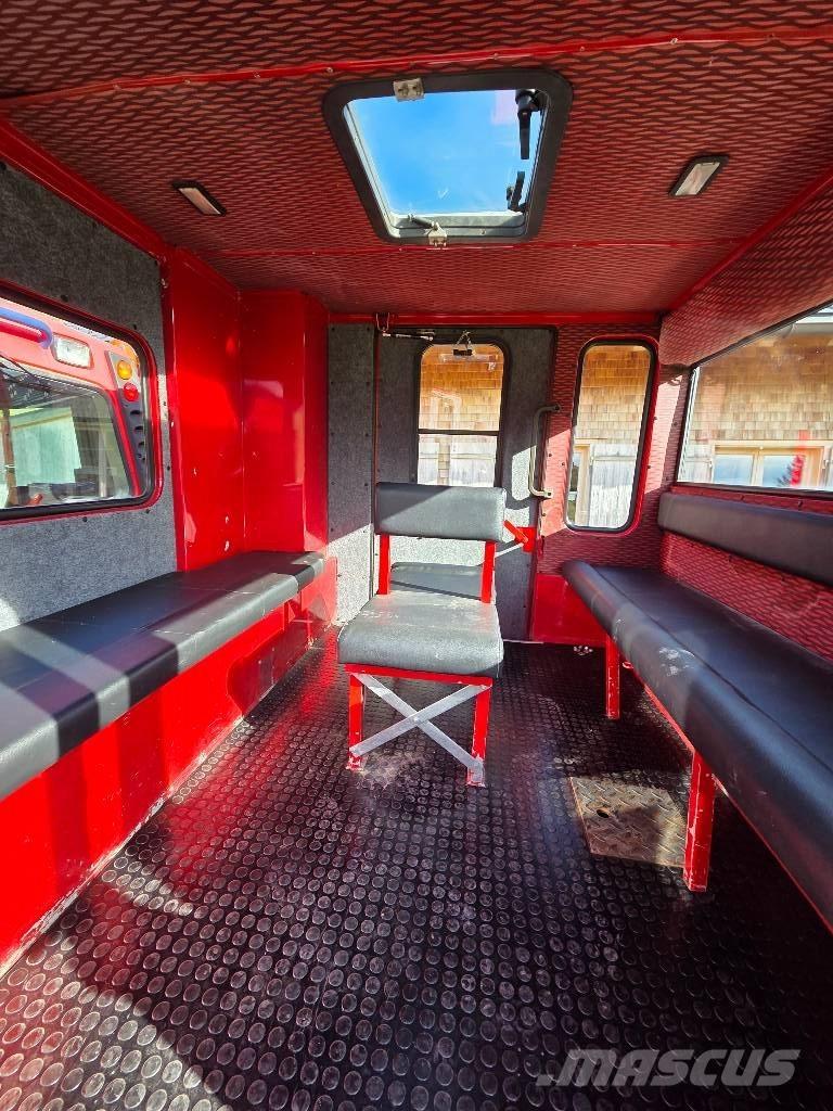  Pistenbully 300 DD Rinnekoneet