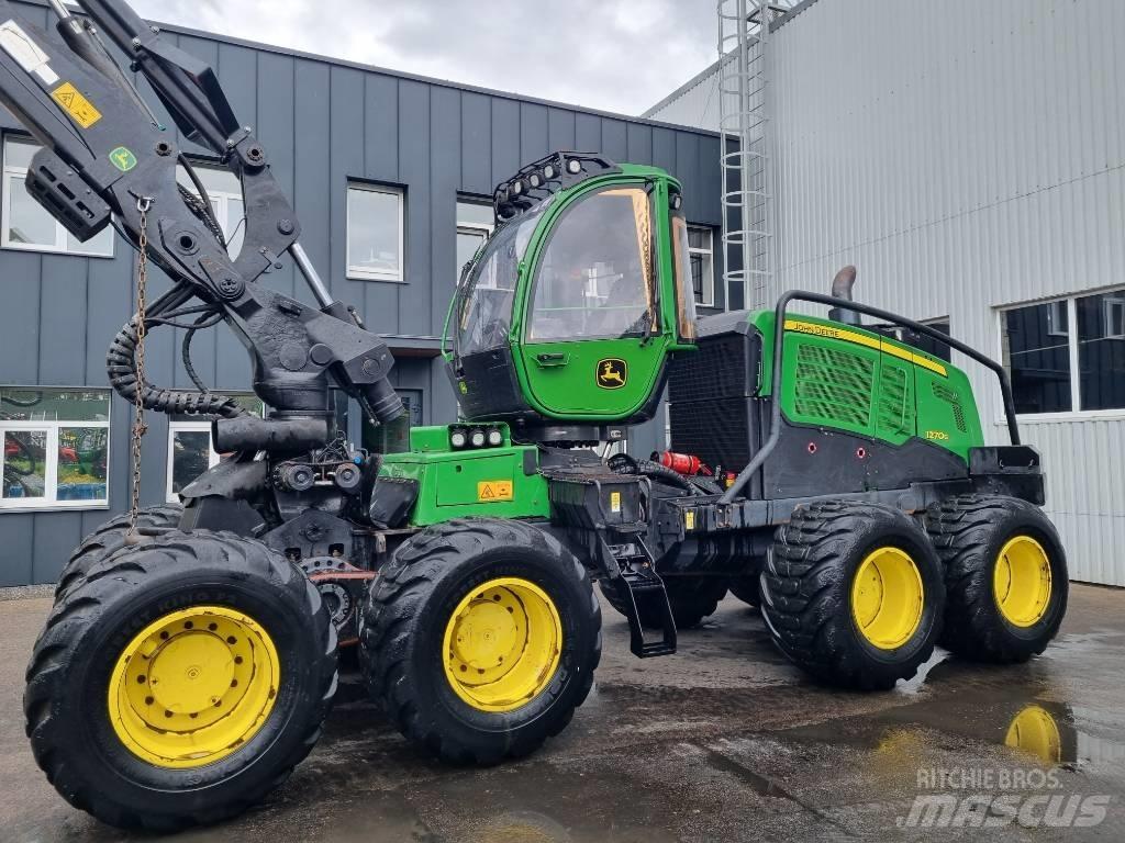 John Deere 1270 G Harvesterit