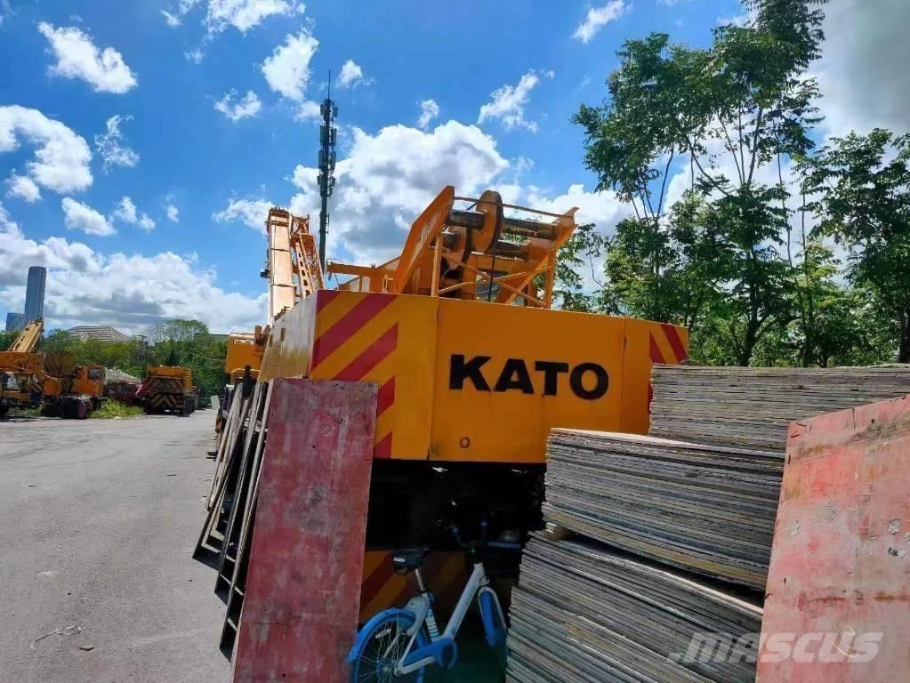 Kato NK 400 E Mobiilinosturit