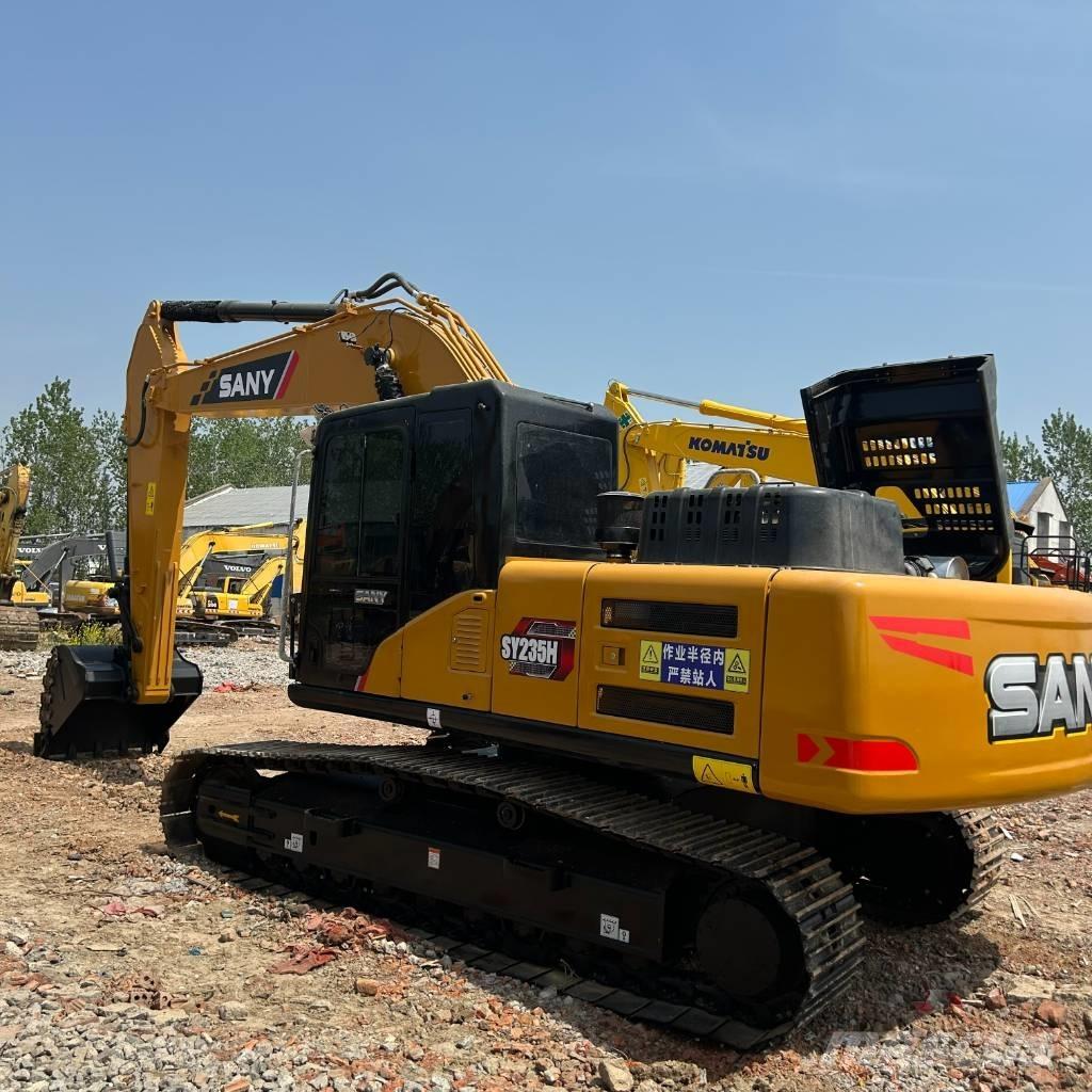  三一 235C Telakaivukoneet