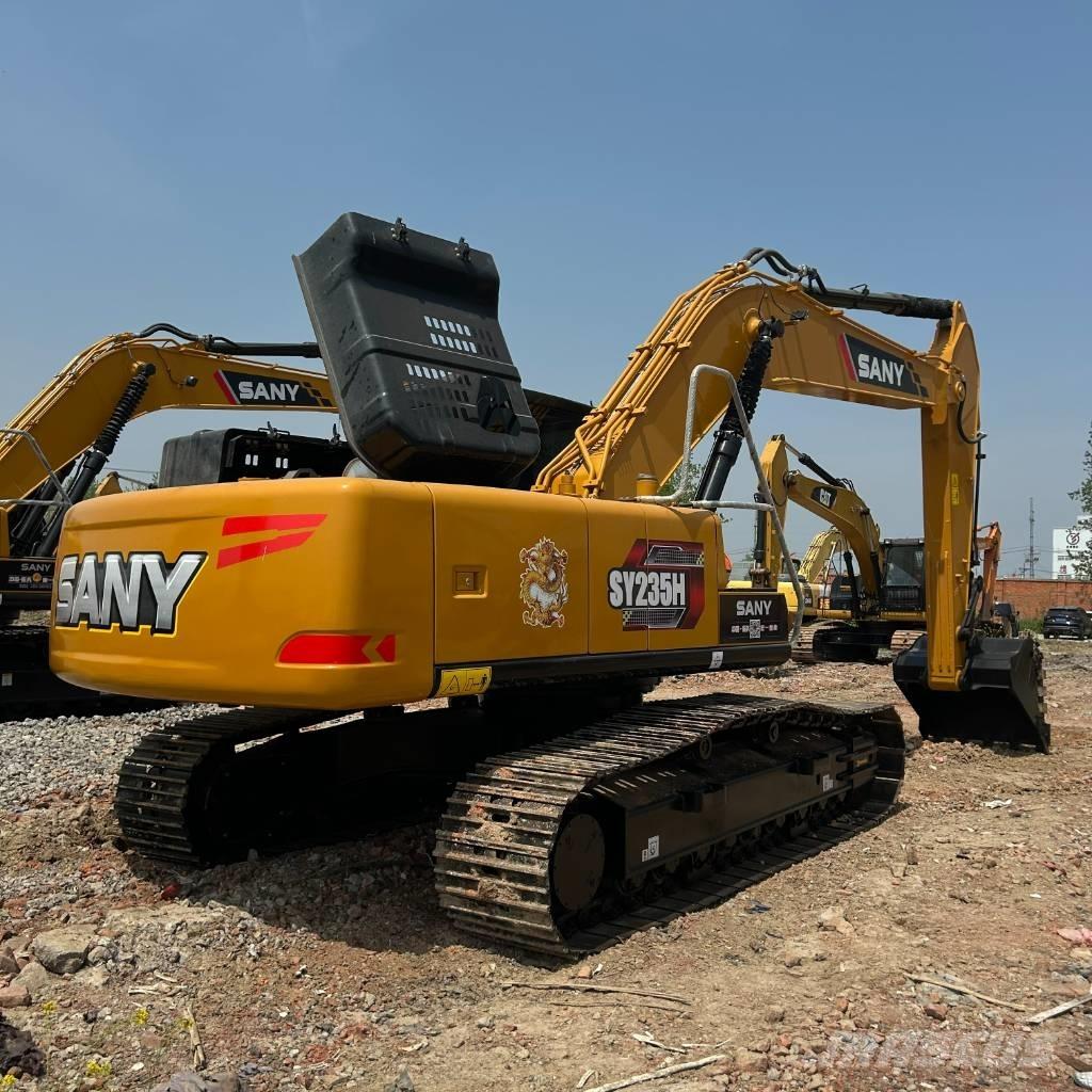  三一 235C Telakaivukoneet