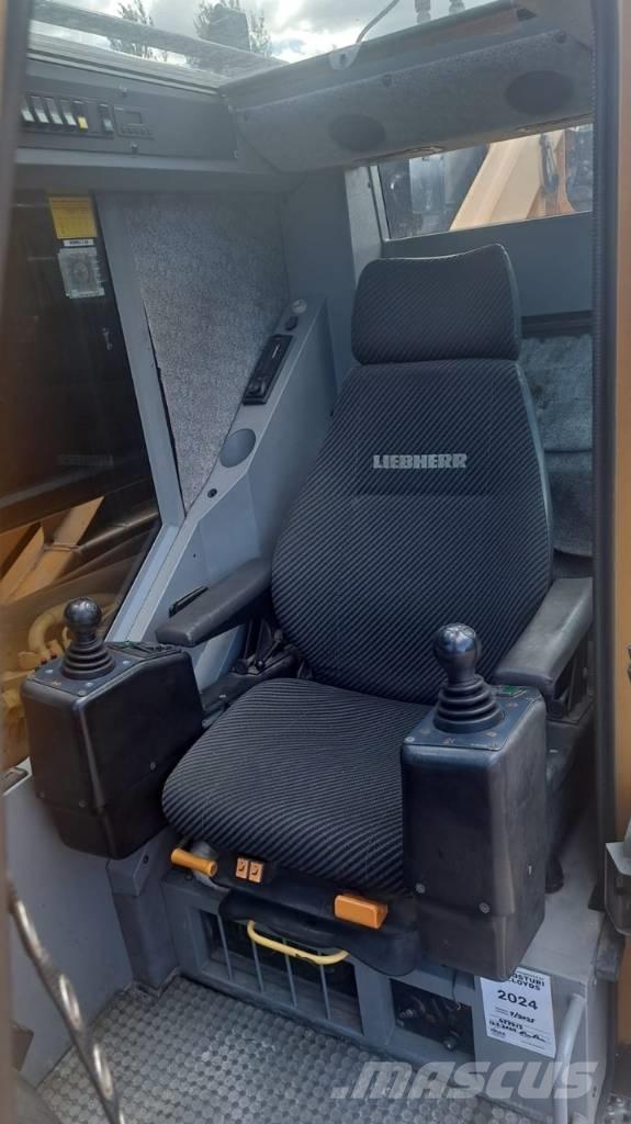 Liebherr LTM 1060-2 Mobiilinosturit