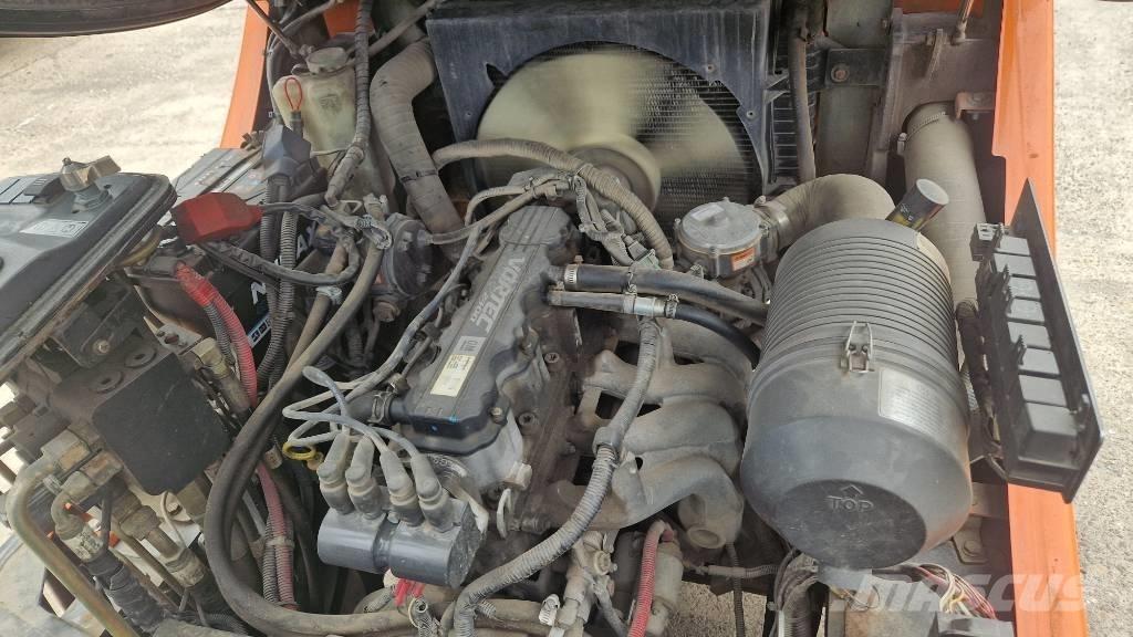 Doosan G 33 P-5 Nestekaasutrukit