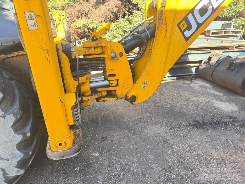 JCB 3 CX 14 MF Kaivurikuormaajat