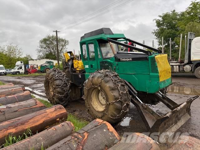 Timberjack 240C Juontokoneet