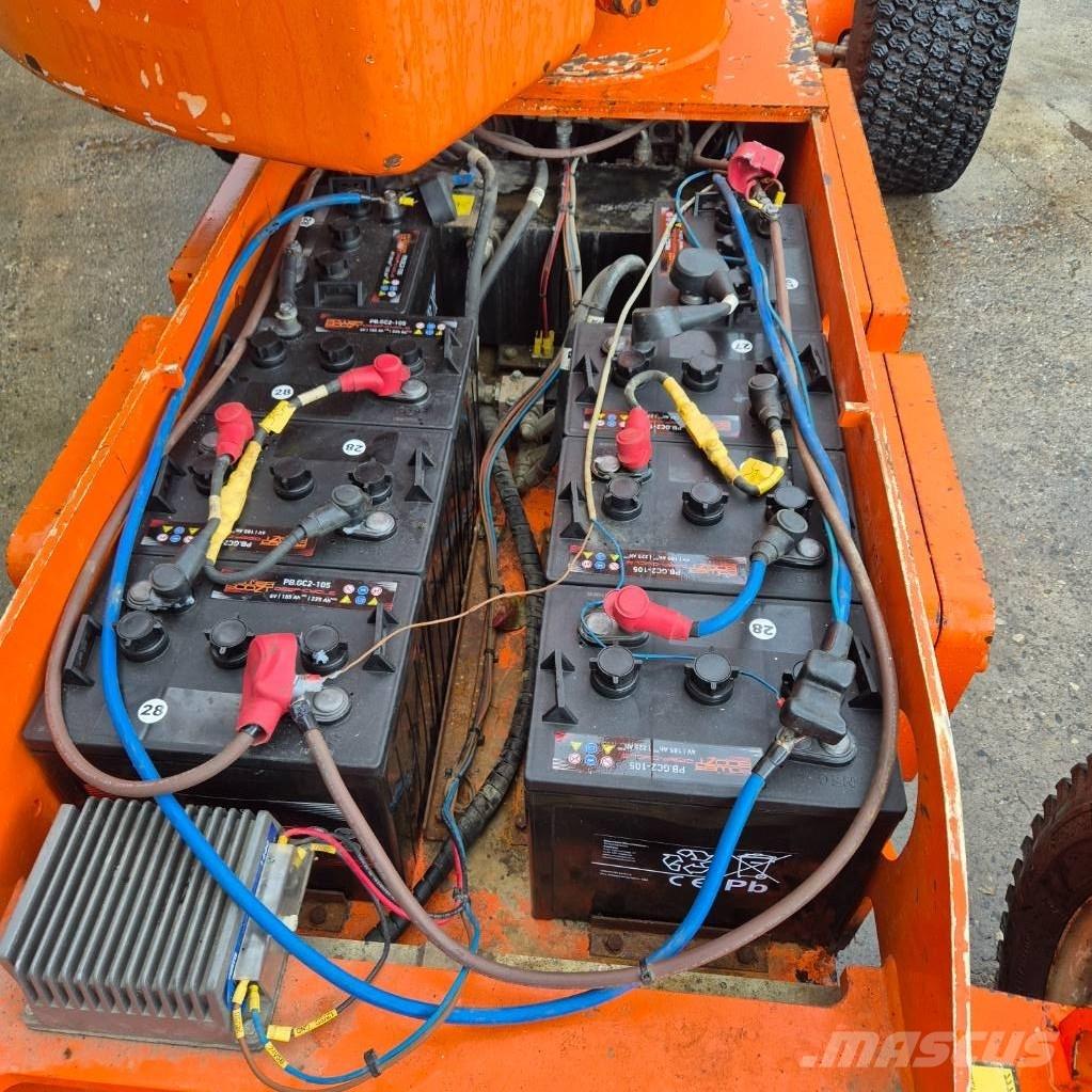 Niftylift HR 12 E Kuukulkijat