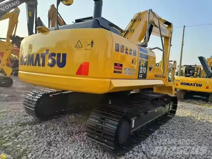 Komatsu PC210LC Telakaivukoneet