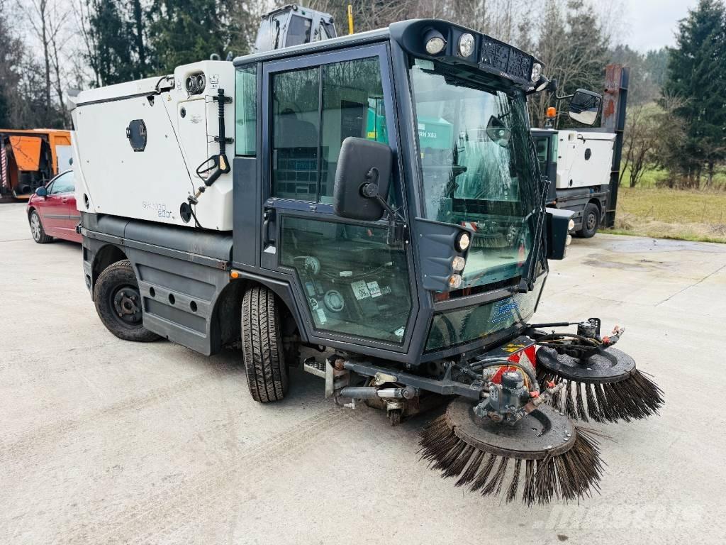 Schmidt Swingo 200 Lakaisukoneet