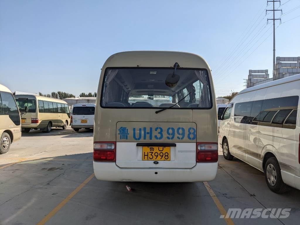 Toyota Coaster Bus Minibussit