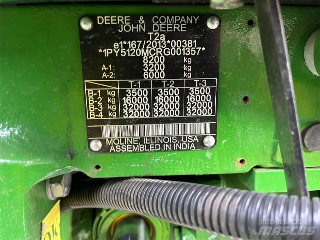John Deere 5120M Traktorit