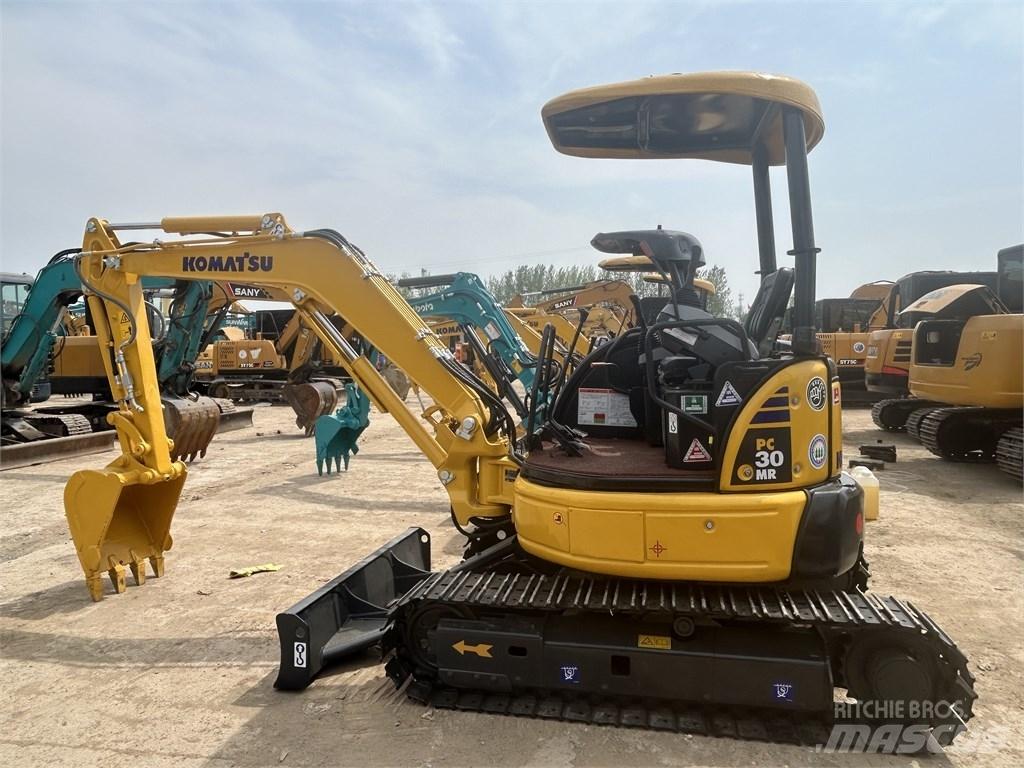 Komatsu PC30 Minikaivukoneet < 7t
