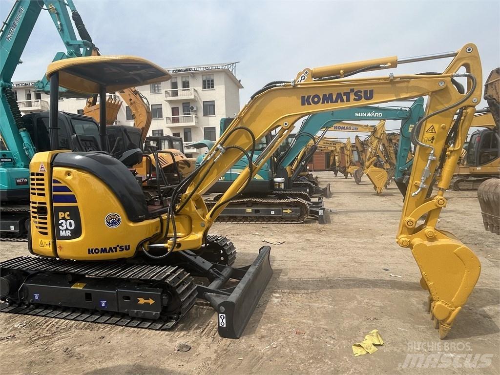 Komatsu PC30 Minikaivukoneet < 7t