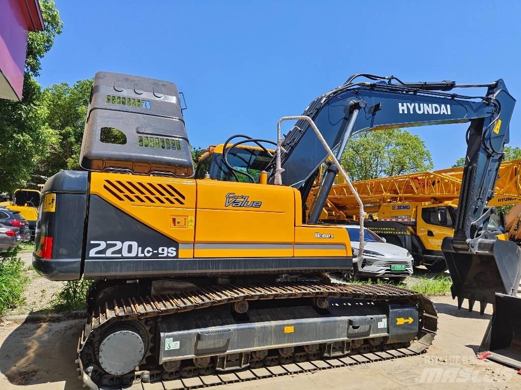 Hyundai Robex 220 LC Telakaivukoneet