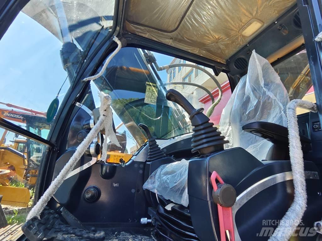 Hyundai Robex 220 LC Telakaivukoneet