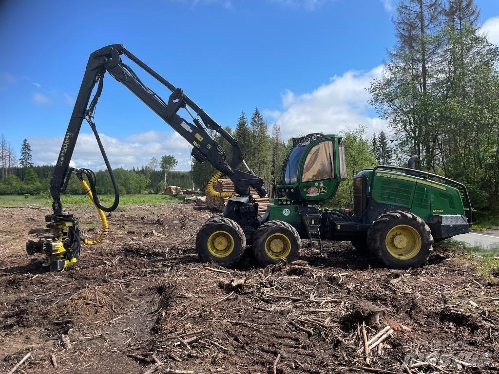 John Deere 1270 G Harvesterit