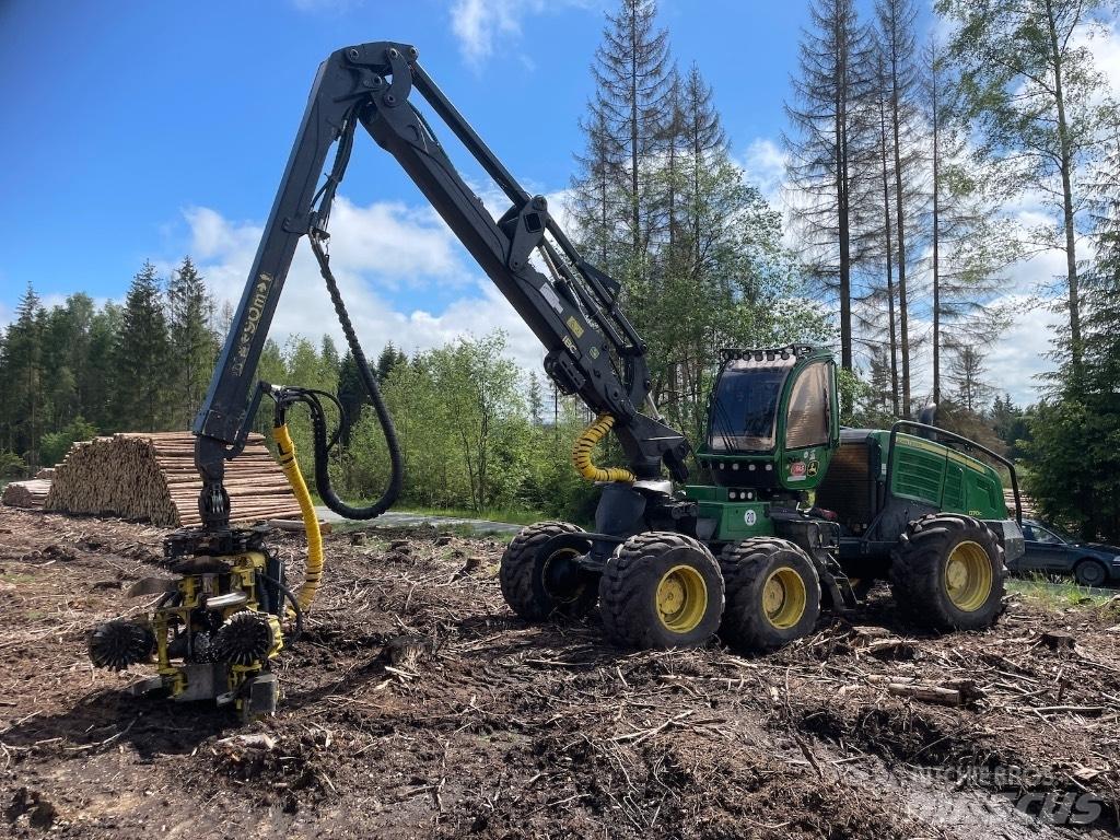 John Deere 1270 G Harvesterit
