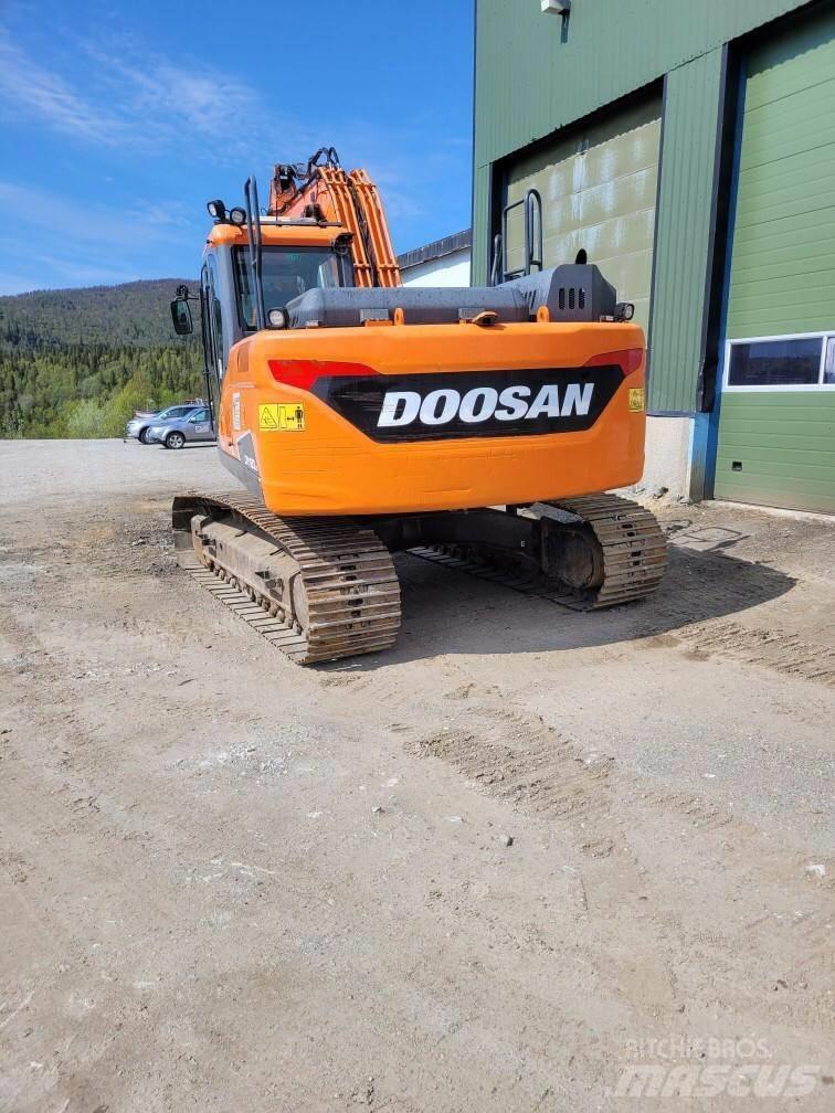 Doosan DX 180 LC Telakaivukoneet