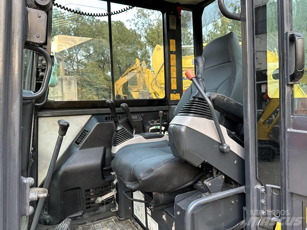 Komatsu PC 56-7 Minikaivukoneet < 7t