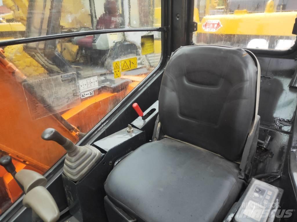 Hitachi ZX55 Minikaivukoneet < 7t
