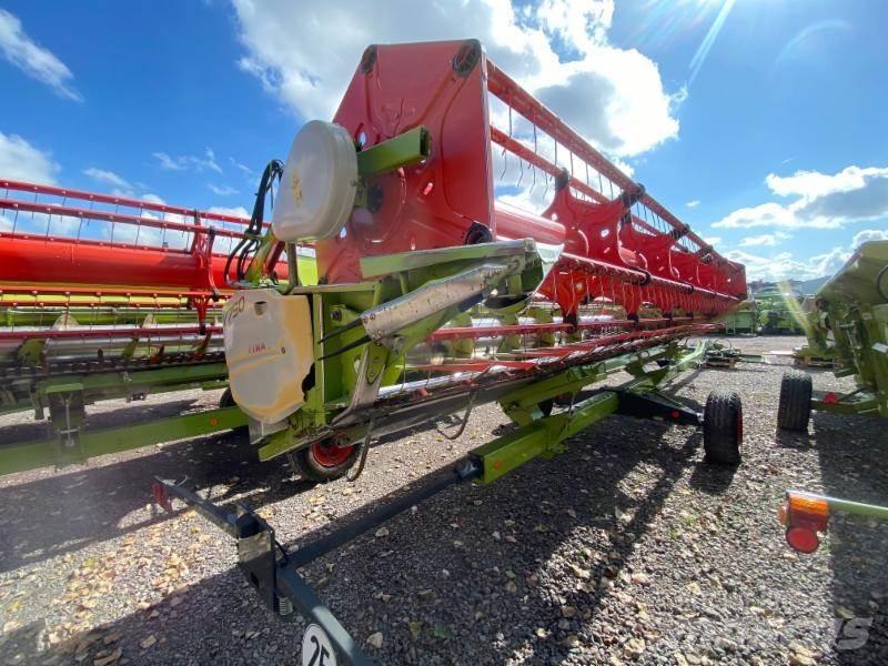 CLAAS LEXION 750 Leikkuupuimurit