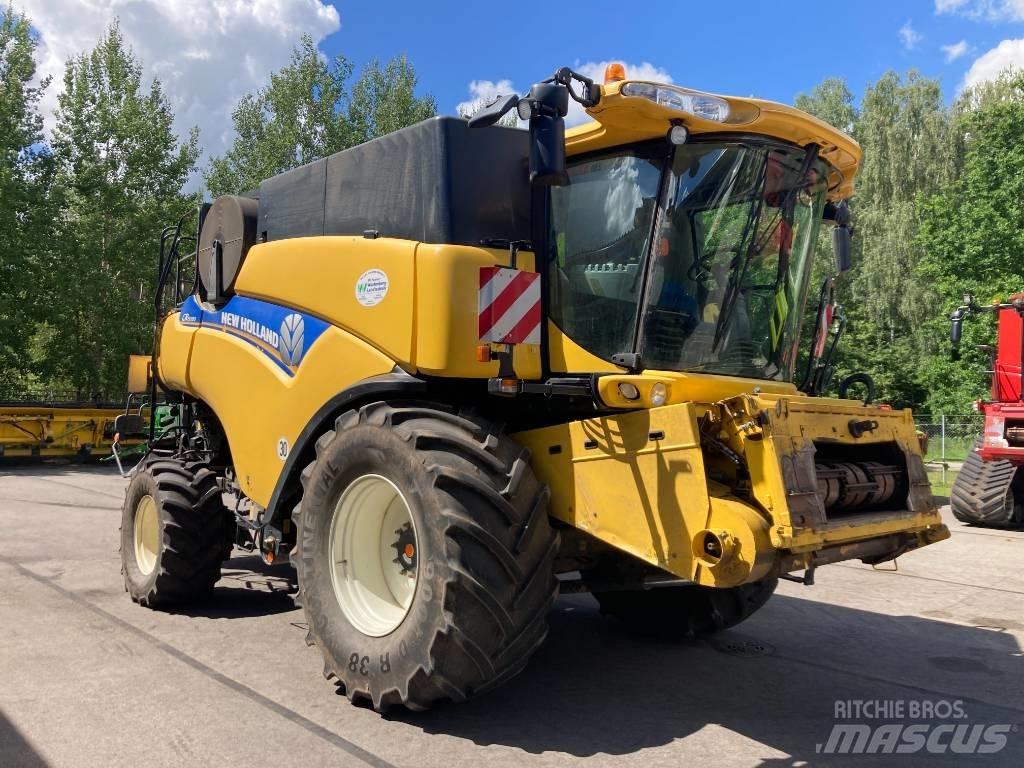 New Holland CR 9090 Leikkuupuimurit
