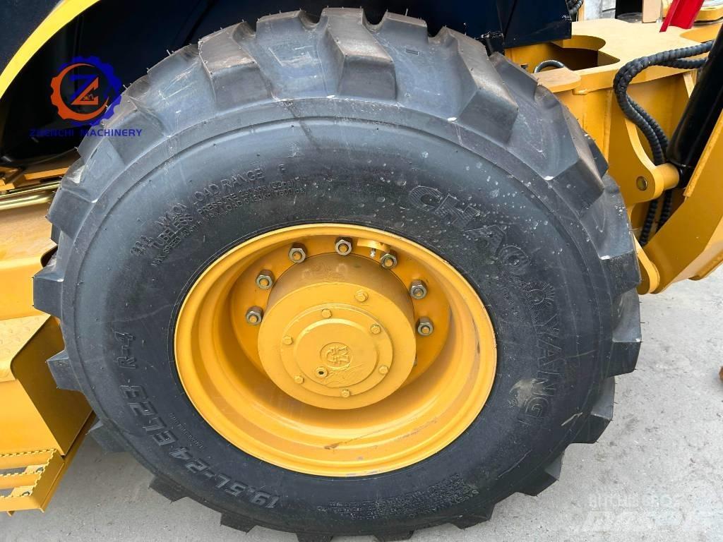 CAT 420 F Kaivurikuormaajat